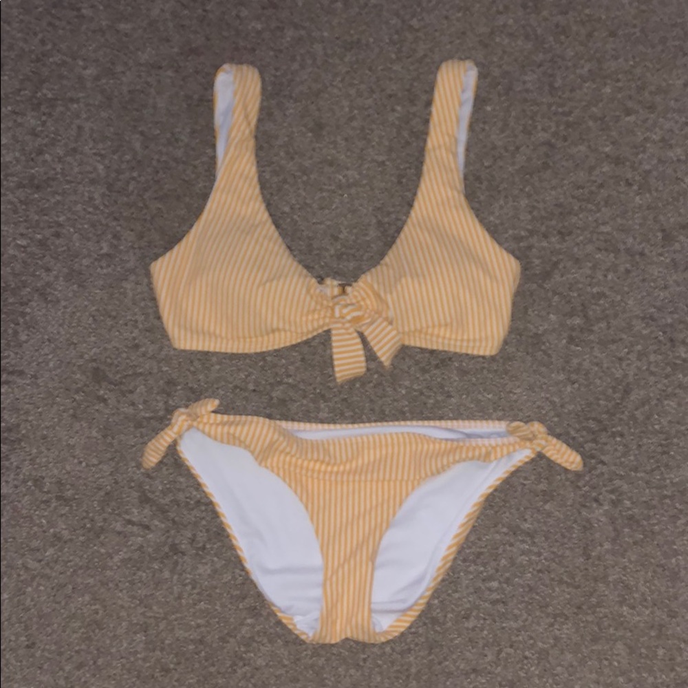 hollister bikini set